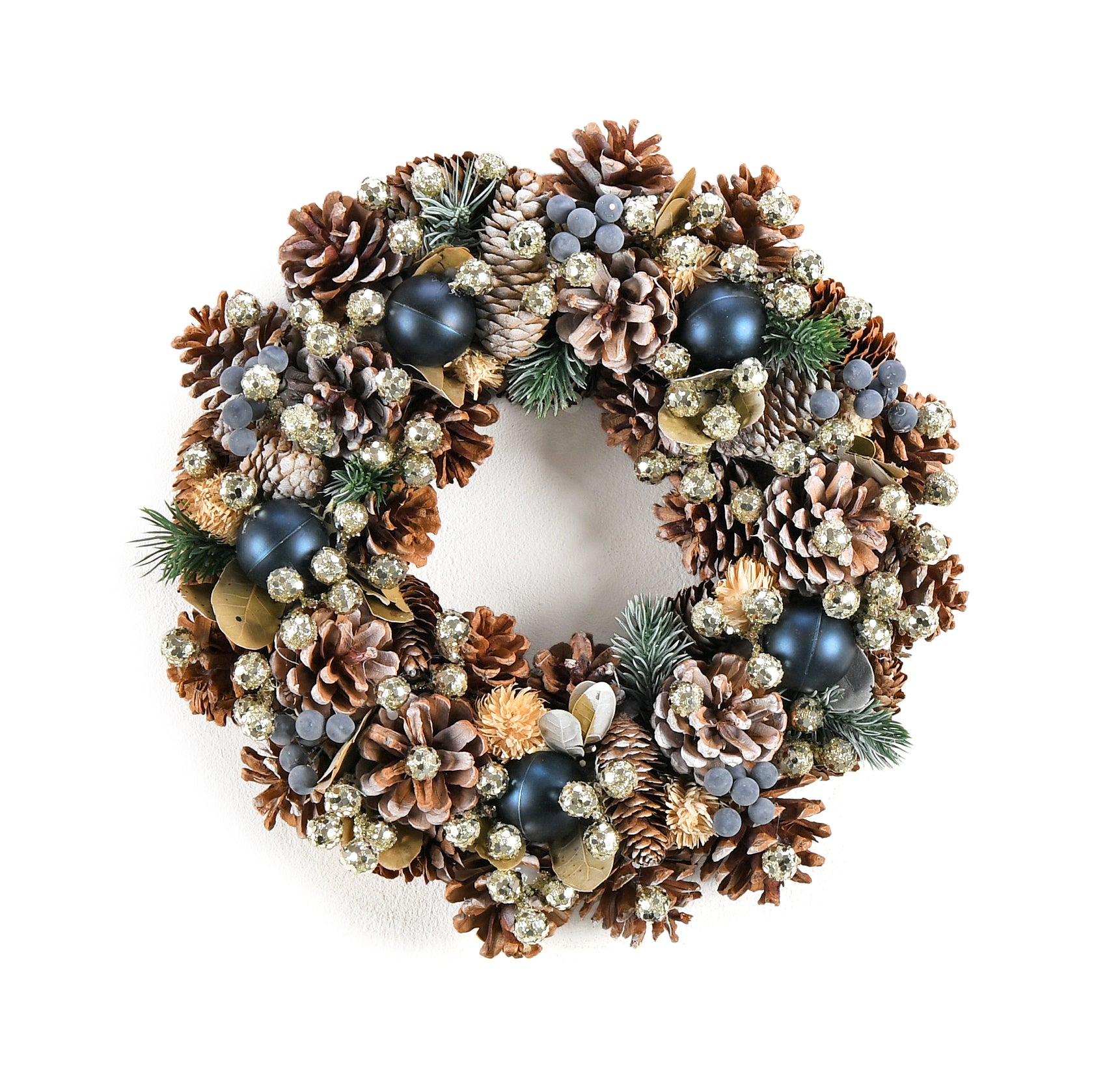 Pinecone Wreath. 34 cm