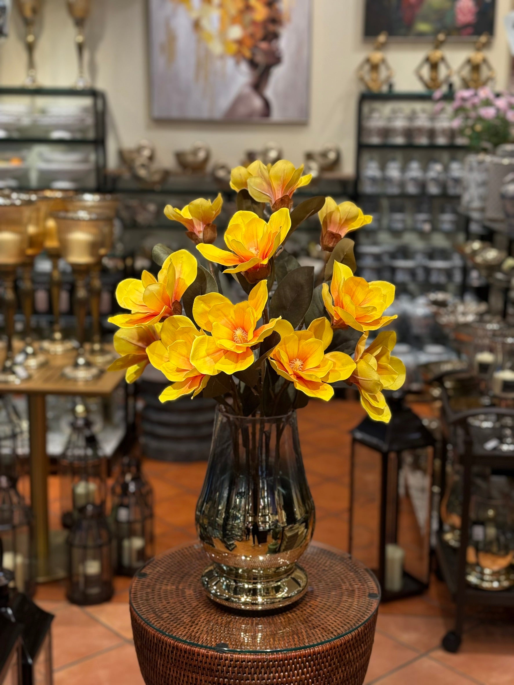Flower Decoration & Vase